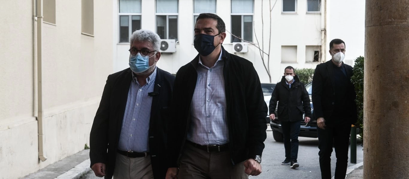 Α.Τσίπρας: «Κανένα σχέδιο από την κυβέρνηση - Εικόνα κατάστασης πολέμου στα νοσοκομεία»